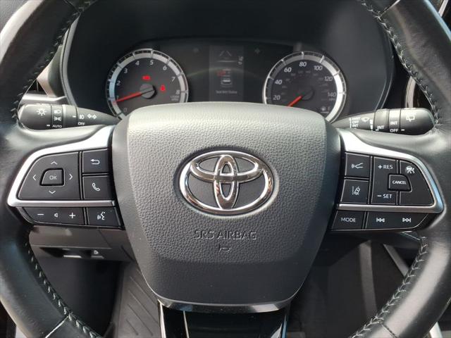 2021 Toyota Highlander LE