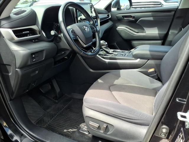 2021 Toyota Highlander LE