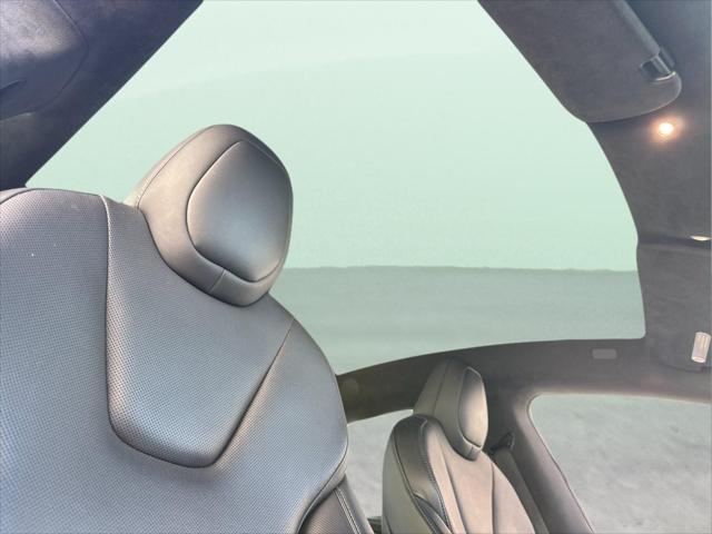 2022 Tesla Model S Plaid Tri Motor All-Wheel Drive