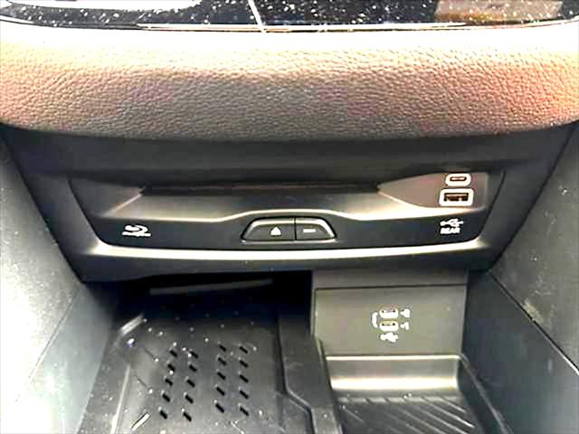 2026 Chrysler Pacifica Pinnacle AWD