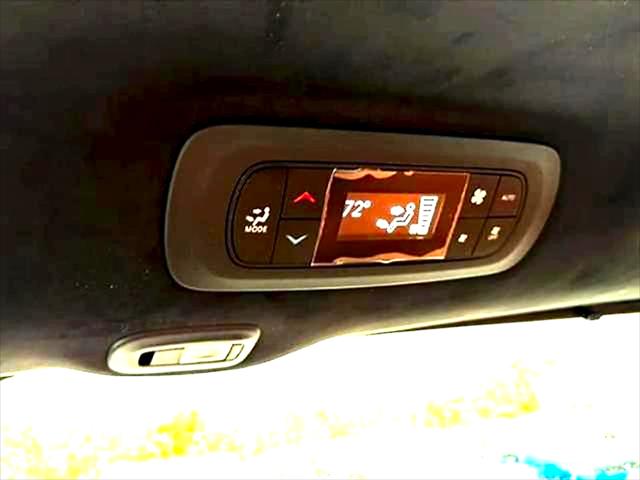 2026 Chrysler Pacifica Pinnacle AWD