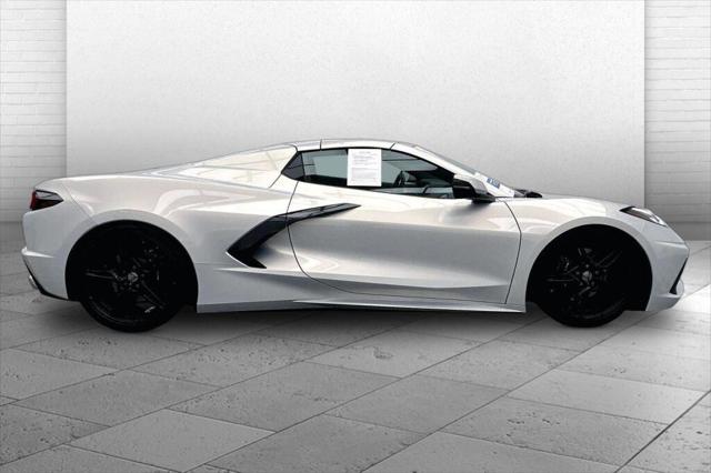 2022 Chevrolet Corvette Stingray RWD Convertible 2LT