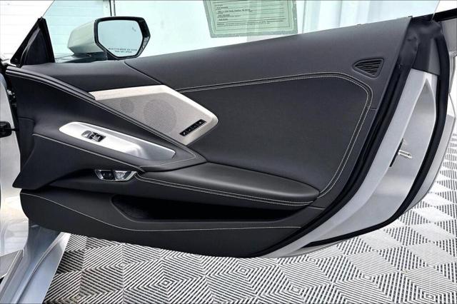 2022 Chevrolet Corvette Stingray RWD Convertible 2LT