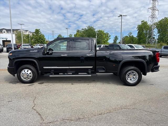 2026 Chevrolet Silverado 3500HD Crew Cab, Long Bed, High Country Dual Rear Wheel, RWD
