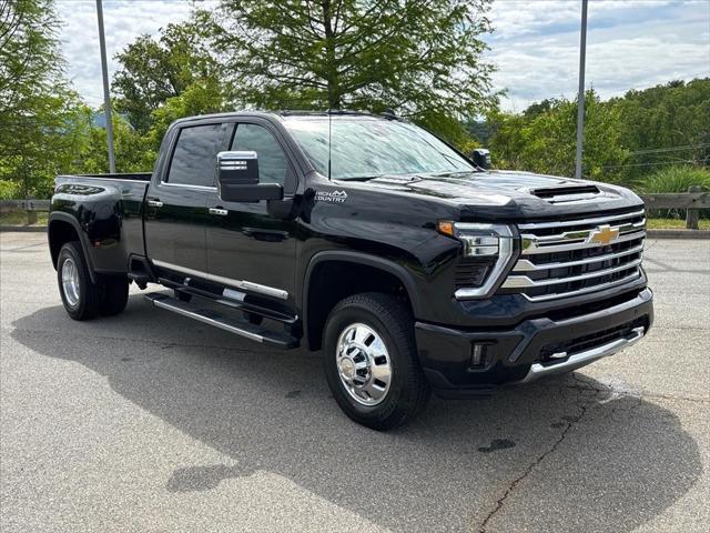 2026 Chevrolet Silverado 3500HD Crew Cab, Long Bed, High Country Dual Rear Wheel, RWD