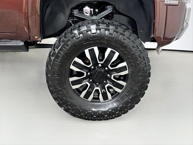 2024 GMC Sierra 2500HD 4WD Crew Cab Standard Bed Denali Ultimate