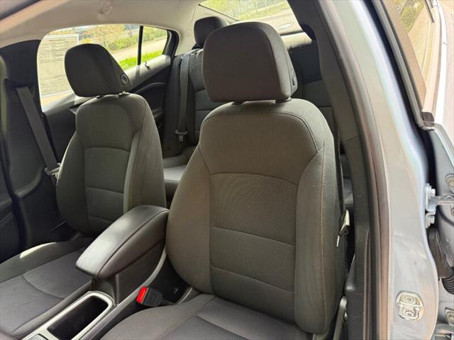 2018 Chevrolet Cruze LS Auto