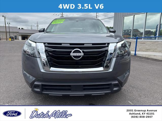 2025 Nissan Pathfinder SV 4WD