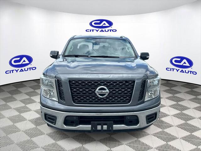 2019 Nissan Titan SV