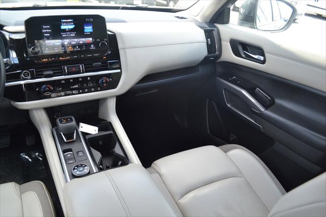 2022 Nissan Pathfinder SL 4WD