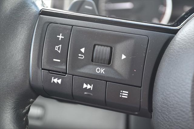 2022 Nissan Pathfinder SL 4WD