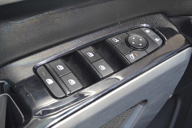 2022 Nissan Pathfinder SL 4WD