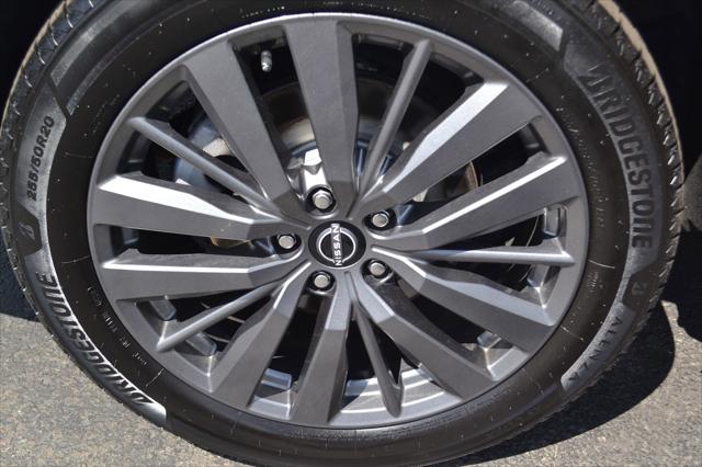 2022 Nissan Pathfinder SL 4WD