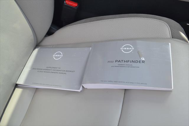 2022 Nissan Pathfinder SL 4WD