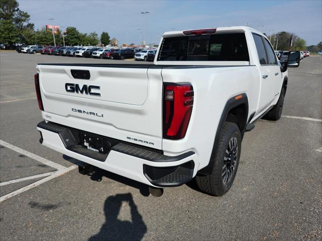 2026 GMC Sierra 2500HD Crew Cab, Standard Bed, Denali Ultimate, 4WD