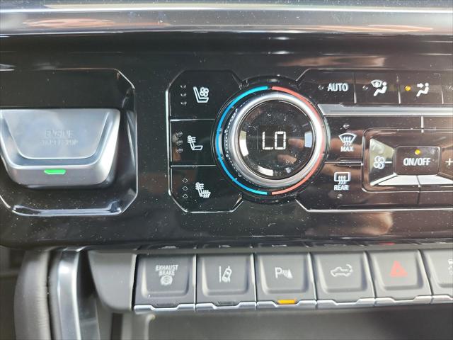 2026 GMC Sierra 2500HD Crew Cab, Standard Bed, Denali Ultimate, 4WD