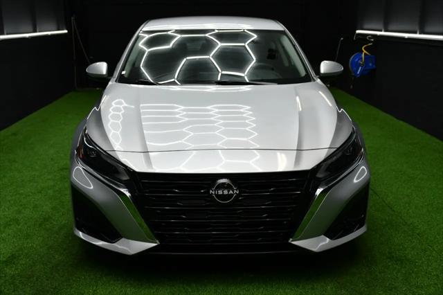 2023 Nissan Altima SV FWD