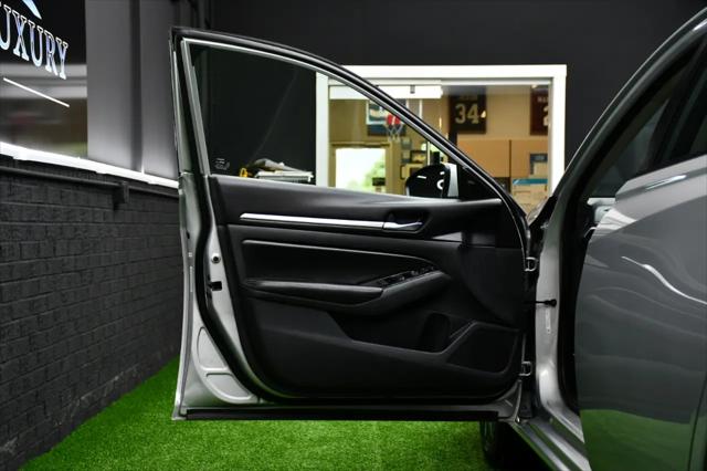 2023 Nissan Altima SV FWD