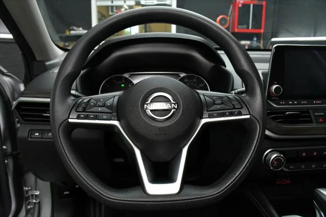 2023 Nissan Altima SV FWD