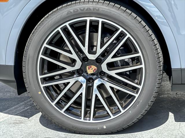 2026 Porsche Cayenne Unknown