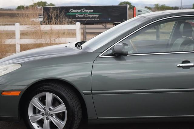 2005 Lexus ES 330 Unknown