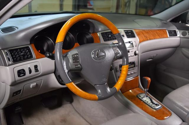 2005 Lexus ES 330 Unknown