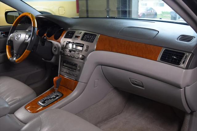 2005 Lexus ES 330 Unknown