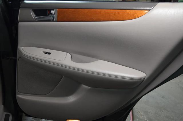 2005 Lexus ES 330 Unknown
