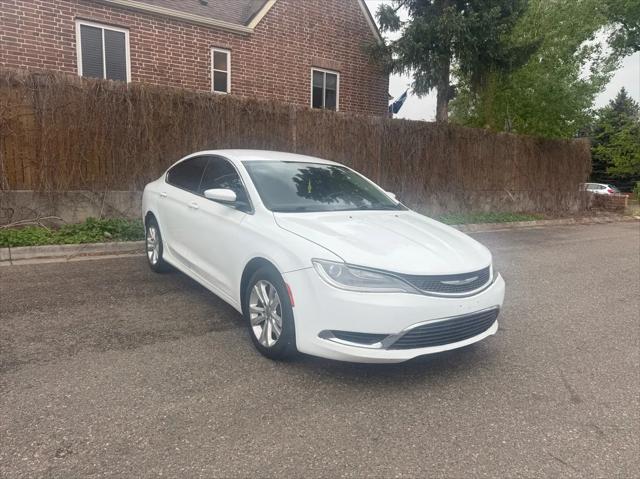 2016 Chrysler 200 Limited