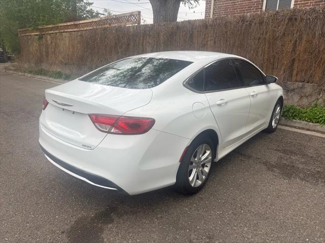 2016 Chrysler 200 Limited