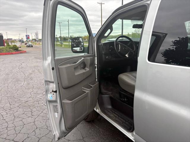 2017 Chevrolet Express LS