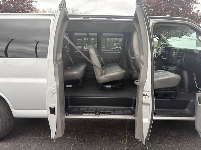 2017 Chevrolet Express LS