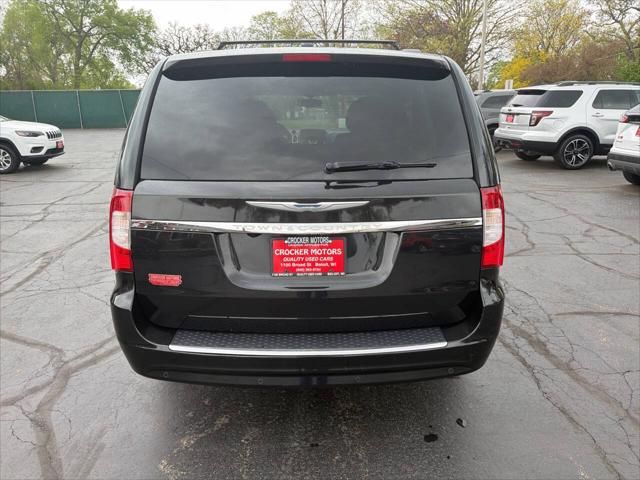 2016 Chrysler Town & Country Touring-L Anniversary Edition