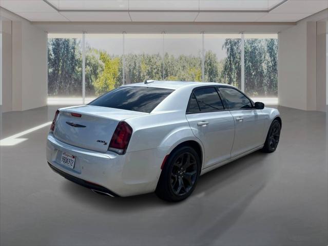 2022 Chrysler 300 S