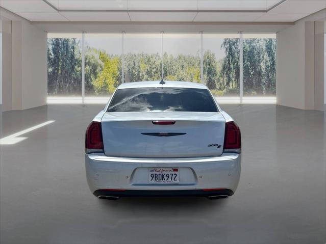 2022 Chrysler 300 S