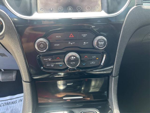2022 Chrysler 300 S