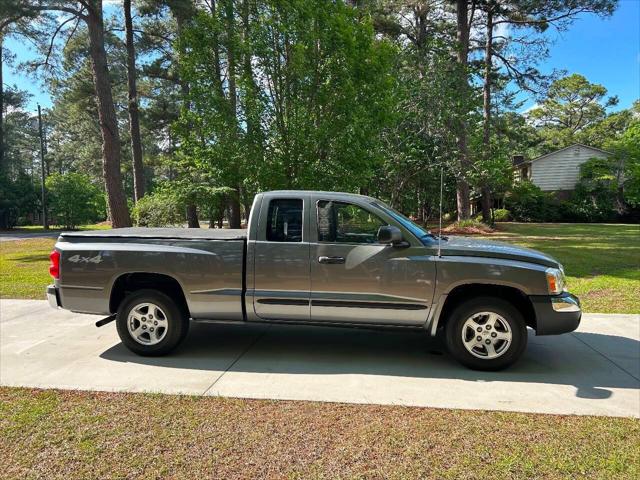 2005 Dodge Dakota SLT