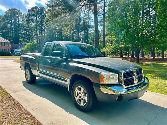 2005 Dodge Dakota SLT