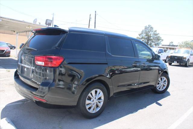 2016 Kia Sedona LX