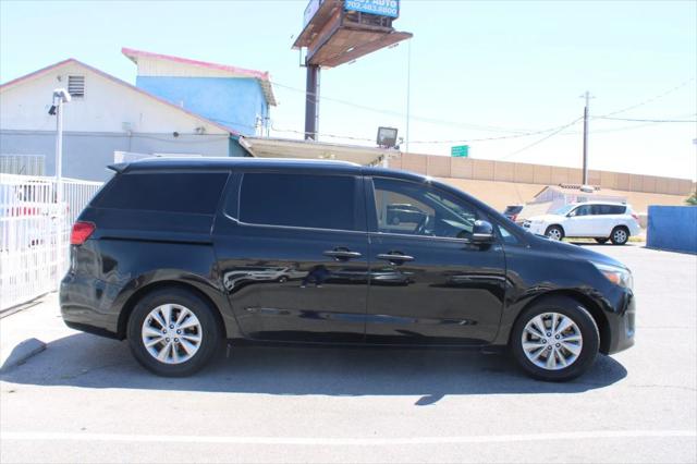 2016 Kia Sedona LX