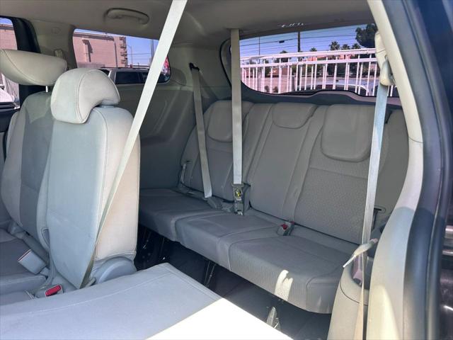 2016 Kia Sedona LX