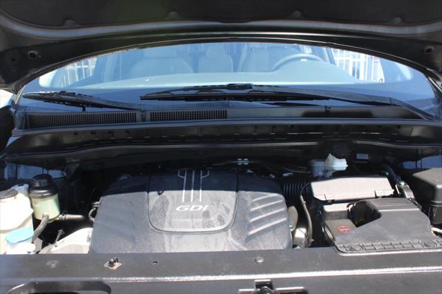2016 Kia Sedona LX