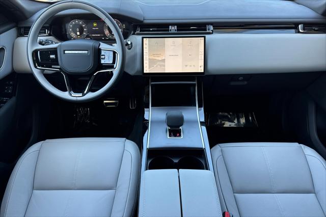 2026 Land Rover Range Rover Velar P250 Dynamic SE