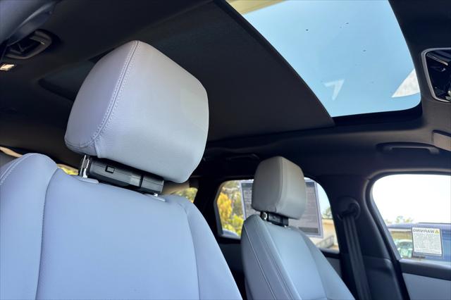 2026 Land Rover Range Rover Velar P250 Dynamic SE