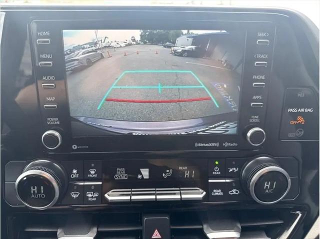 2021 Toyota Highlander LE