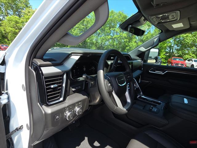 2026 GMC Sierra 2500HD Crew Cab, Standard Bed, Denali, 4WD