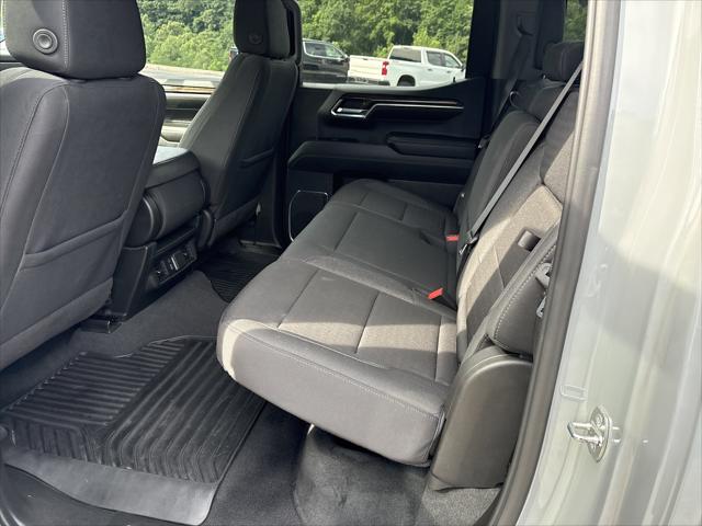 2024 GMC Sierra 1500 4WD Crew Cab Short Box Elevation with 3SB