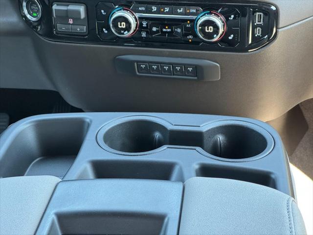 2026 GMC Sierra 2500HD Crew Cab, Standard Bed, SLT, 4WD