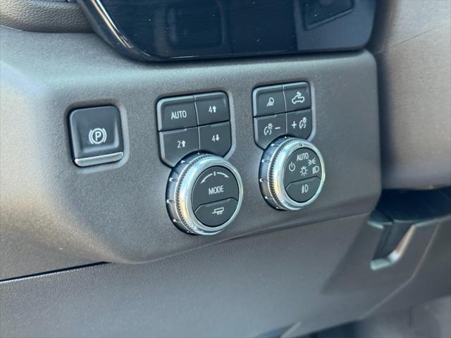 2026 GMC Sierra 2500HD Crew Cab, Standard Bed, SLT, 4WD