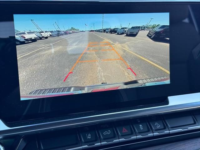 2026 GMC Sierra 2500HD Crew Cab, Standard Bed, SLT, 4WD